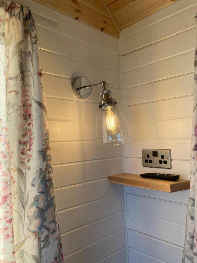 הוילה Coldingham The Cedar Tiny House מראה חיצוני תמונה